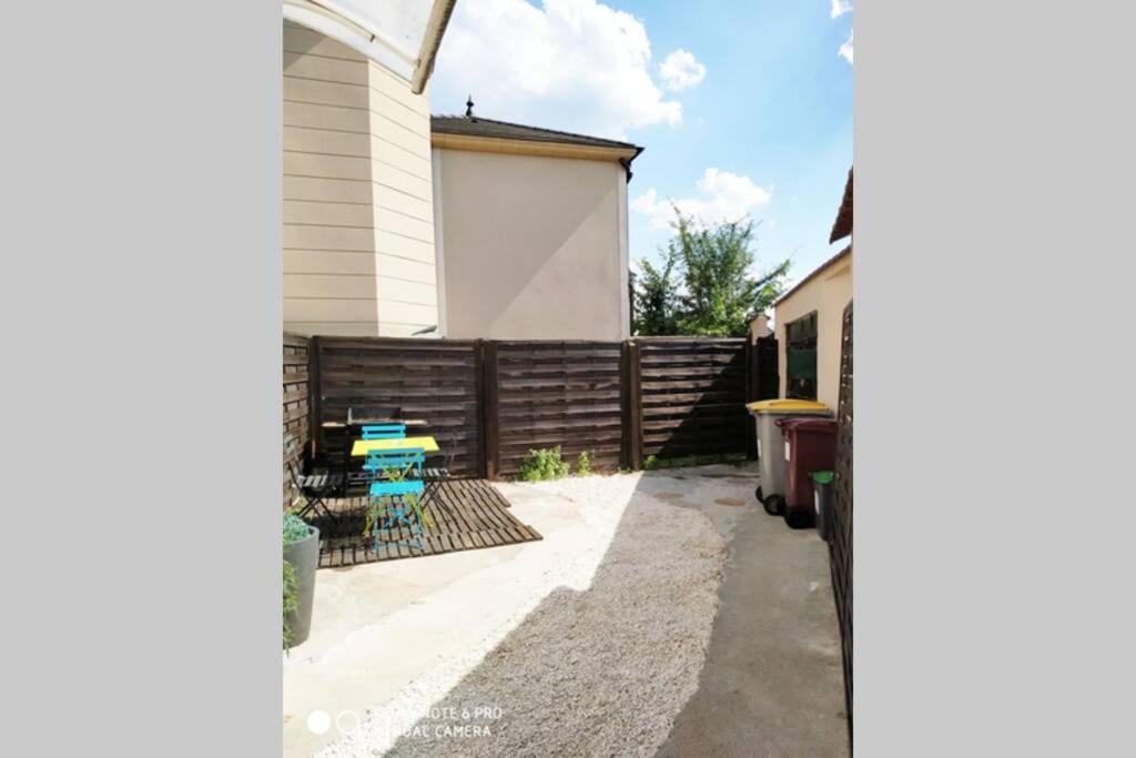 Maison Montfermeilloise Entre Paris Et Disneyland Exterior foto